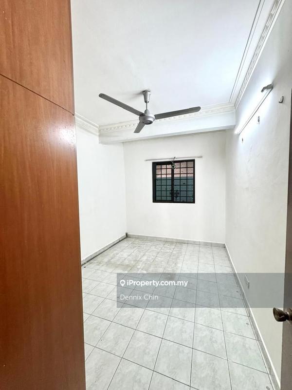 Townhouse for Sale in Taman Lagenda Mas, Cheras by Dennix Chin - iProperty.com.my