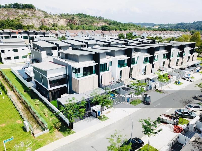 3-storey Terraced House untuk Dijual di Seksyen U13, Setia Alam oleh Grace Ng - iProperty.com.my