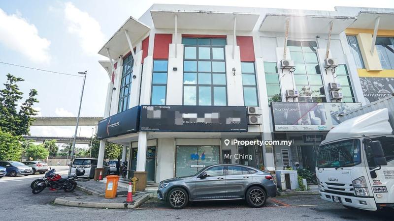 For Rent - Corner Ground Shop 40x75 Most Busiest Road Kenari Puchong Jaya