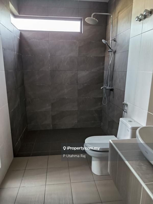 Rumah Berkembar untuk Dijual di 4akpx, Shah Alam oleh P Utahma Raj - iProperty.com.my