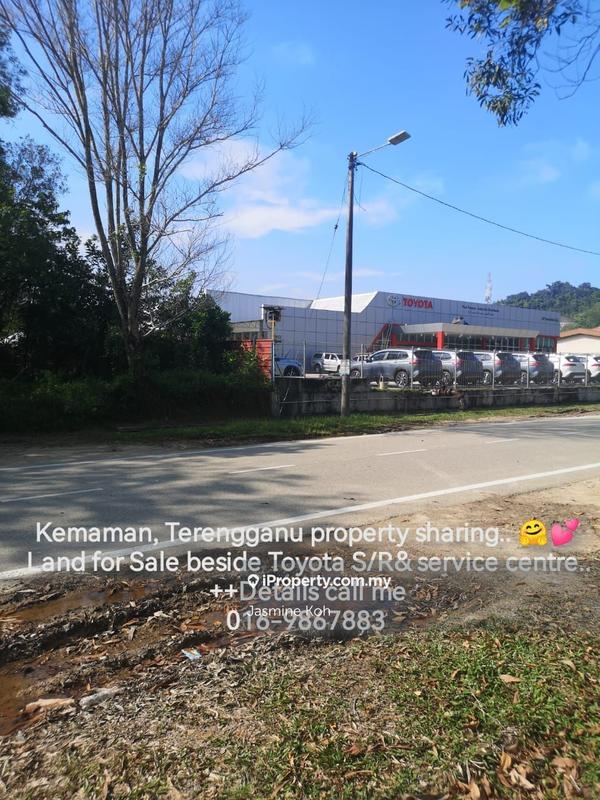 For Sale - Land Next To Kemaman Toyota Show Room & Services