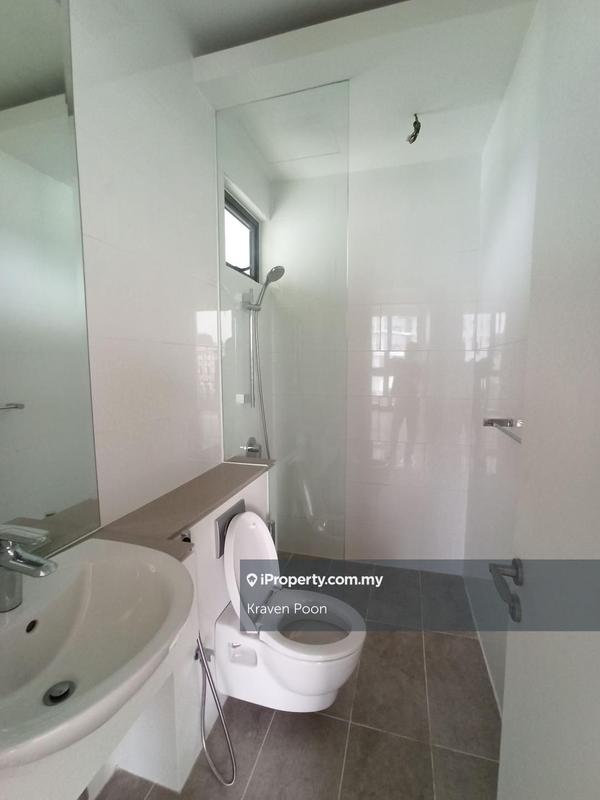 Service Residence for Sale in Senada Residence @ KLGCC Resort by Kraven Poon - iProperty.com.my