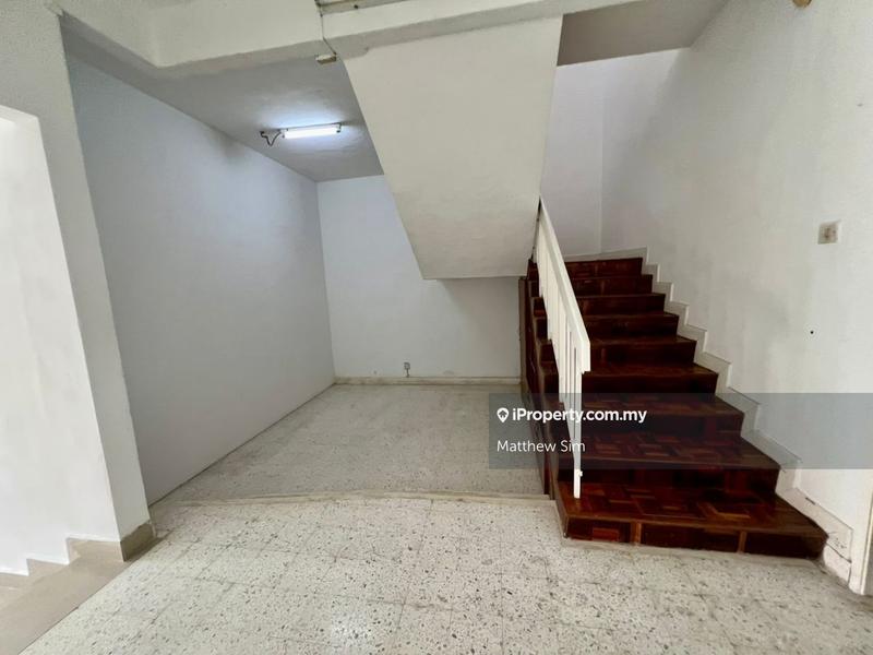 Rumah Teres 2-Tingkat untuk Dijual di SS18, Subang Jaya oleh Matthew Sim - iProperty.com.my