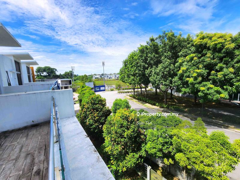 3-storey Terraced House for Sale in Lake Fields, Sungai Besi by Suki Tan - iProperty.com.my