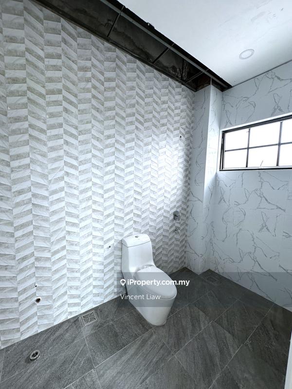 Banglo untuk Dijual di Seksyen 6, Kota Damansara oleh Vincent Liaw - iProperty.com.my