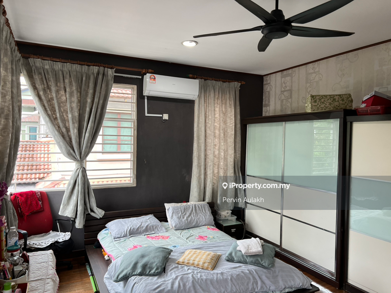 Rumah Berkembar untuk Dijual di Subang Alam, Shah Alam oleh Pervin Aulakh - iProperty.com.my