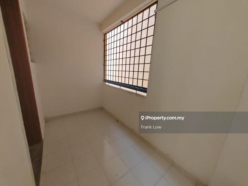 For Sale - A'famosa D'Savoy