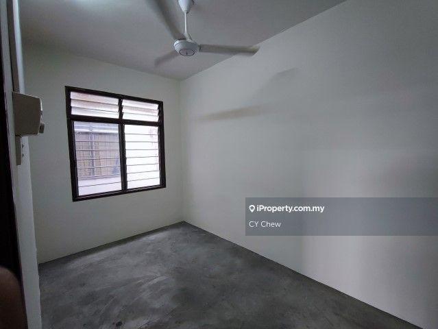 Flat for Sale in Taman Ehsan Jaya by CY Chew - iProperty.com.my