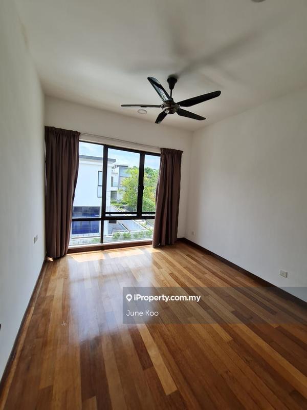 Rumah Teres 3-Tingkat untuk Dijual di Seri Kembangan, Selangor oleh June Koo - iProperty.com.my