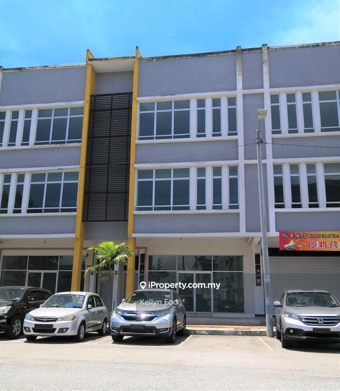 Kedai untuk Disewa di Plaza Semabok, Semabok oleh Kellyn Foo - iProperty.com.my