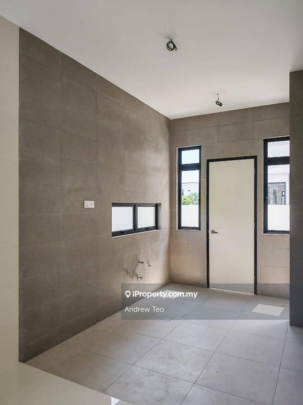 Semi-Detached House for Sale in Taman Sutera, Johor Bahru by Andrew Teo - iProperty.com.my