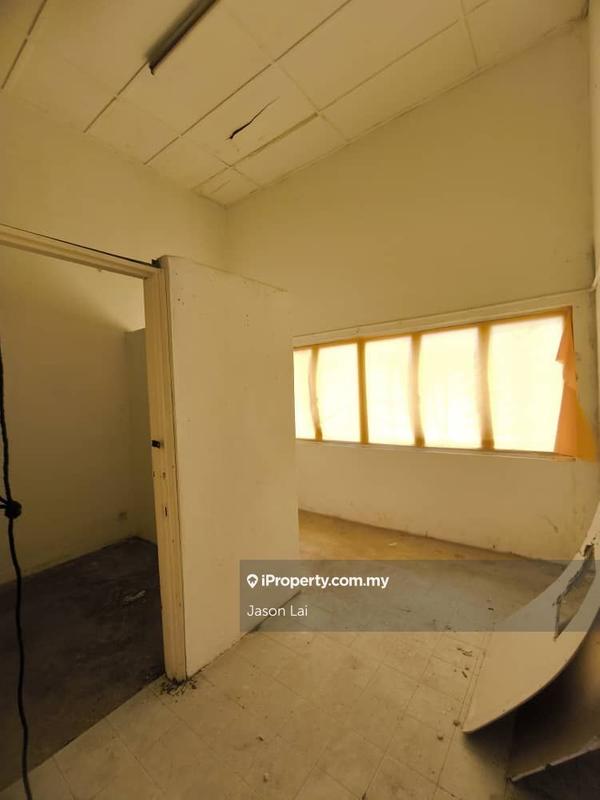 Shop / Office for Rent in Bukit Rahman Putra, Sungai Buloh by Jason Lai - iProperty.com.my