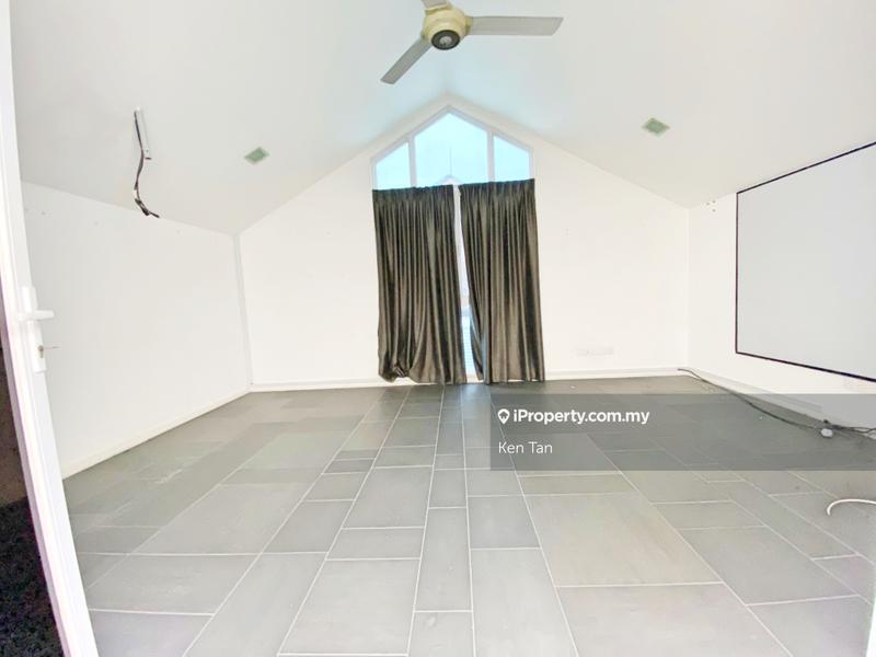 Bungalow House for Sale in Seri Pilmoor, Ara Damansara by Ken Tan - iProperty.com.my