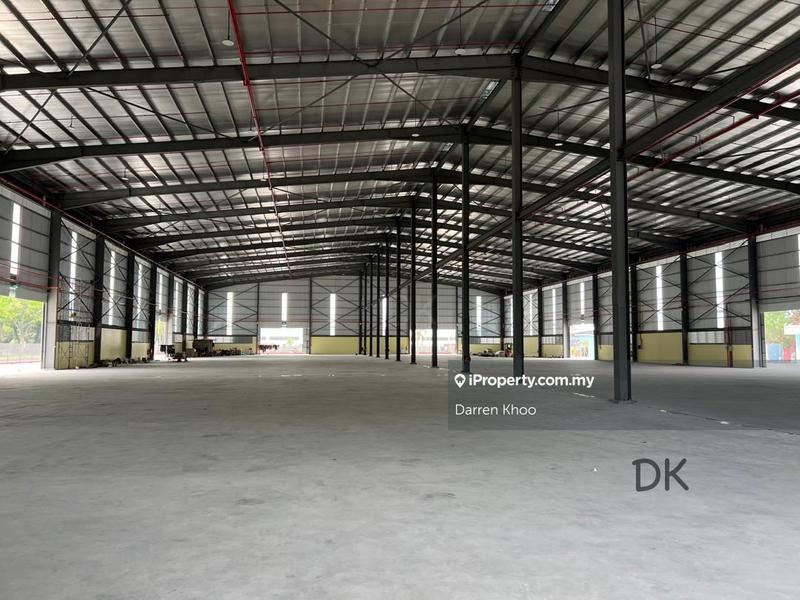 For Rent - 2.39 acres Pulau Indah , Westport Klang Brand New Warehouse with 3 storey office
