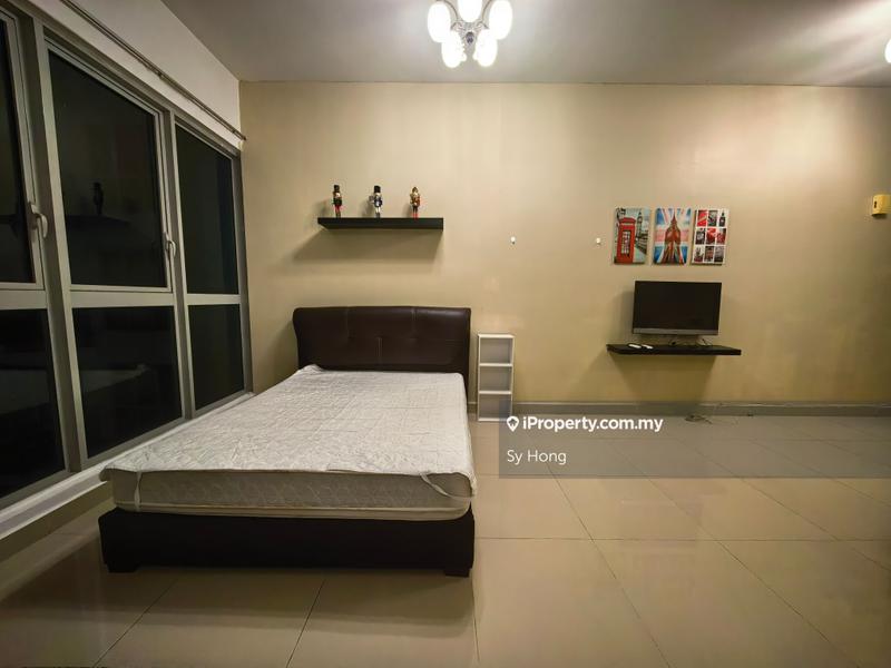Kediaman Servis untuk Disewa di Regalia Residence oleh Sy Hong - iProperty.com.my