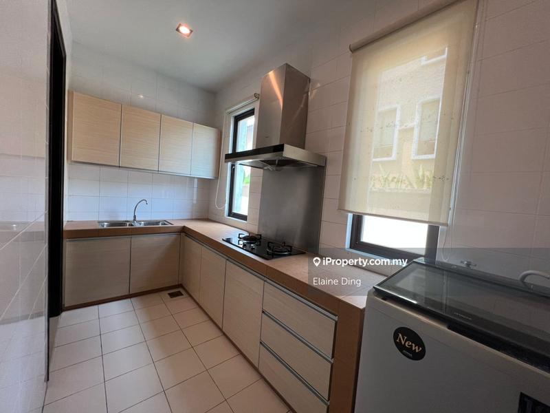 Banglo untuk Dijual di Country Heights, Kajang oleh Elaine Ding - iProperty.com.my