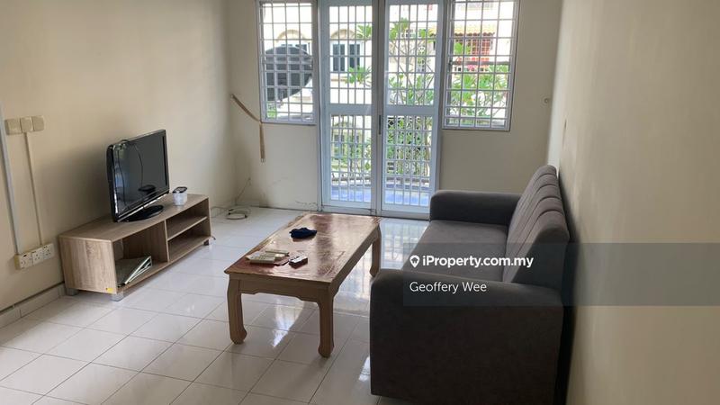 For Sale - Golden Showers (Kondo Ruby)