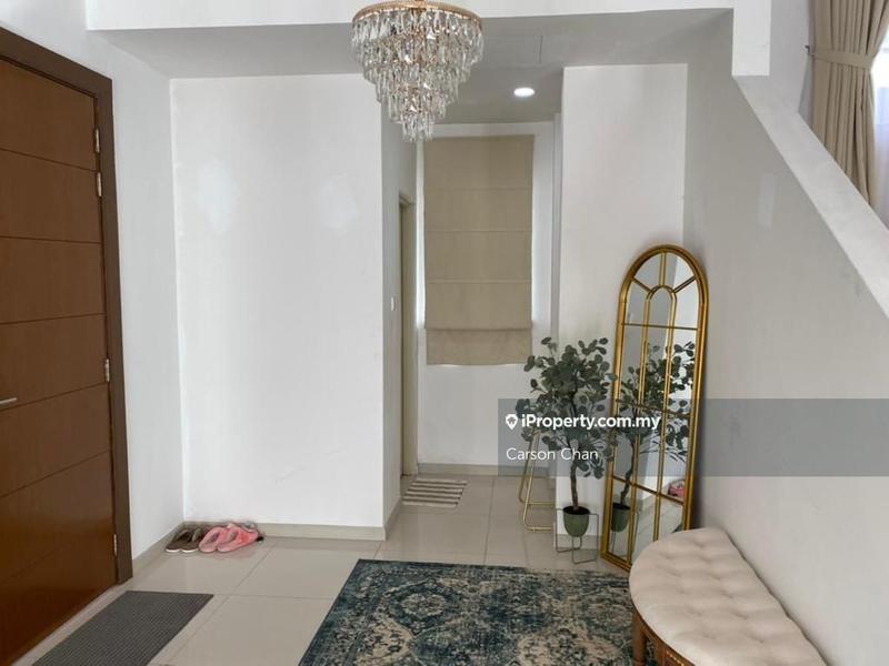 Bungalow House untuk Dijual di Villa Avenue, Taman Equine, Seri Kembangan, Corner, Seri Kembangan oleh Carson Chan - iProperty.com.my