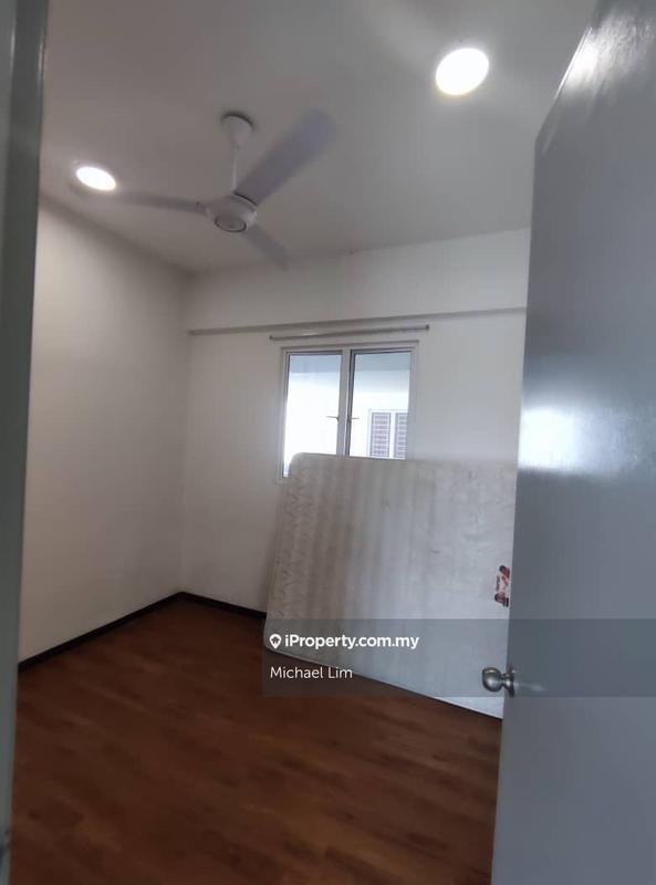 For Sale - 7 Tree Seven Residence