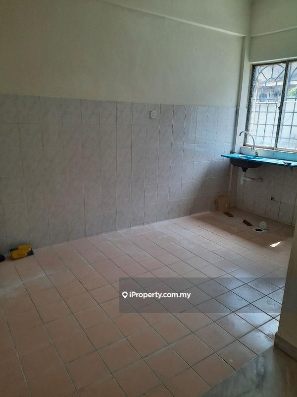 Rumah Berangkai 2 Tingkat untuk Dijual di Berjaya Park, Shah Alam oleh Joanne Khoo - iProperty.com.my