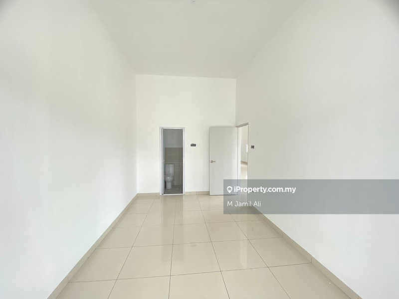 1-storey Terraced House for Sale in Taman Desa Cemerlang, Batu Pahat by M Jamil Ali - iProperty.com.my