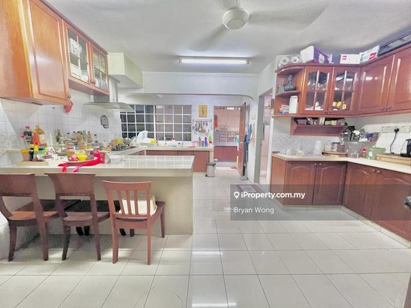 Semi-Detached House for Sale in Damansara Jaya, Petaling Jaya by Bryan Wong - iProperty.com.my
