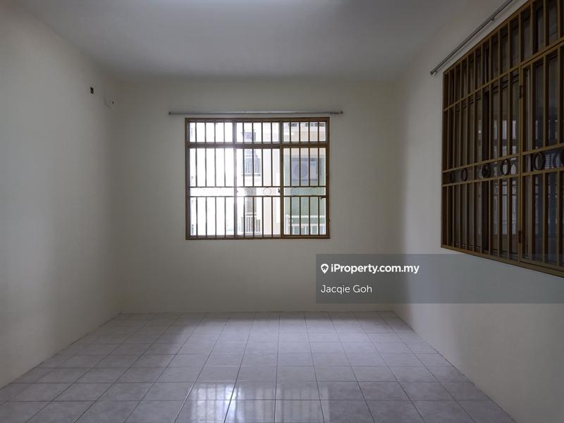 Condominium for Sale in Platinum Hill PV 5 by Jacqie Goh - iProperty.com.my