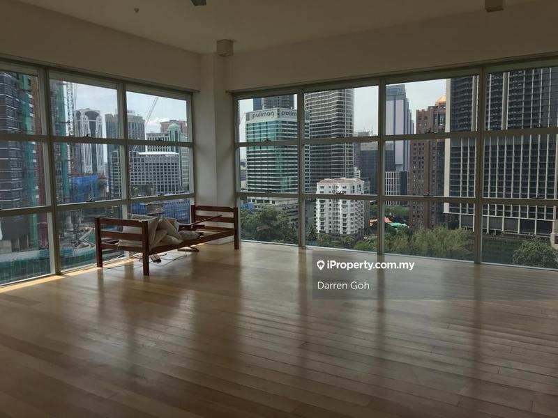 For Sale - Park Seven