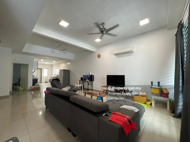 Rumah Berangkai 3 Tingkat untuk Dijual di Bandar Kinrara Seksyen 1, Bandar Kinrara oleh Carole Teh - iProperty.com.my