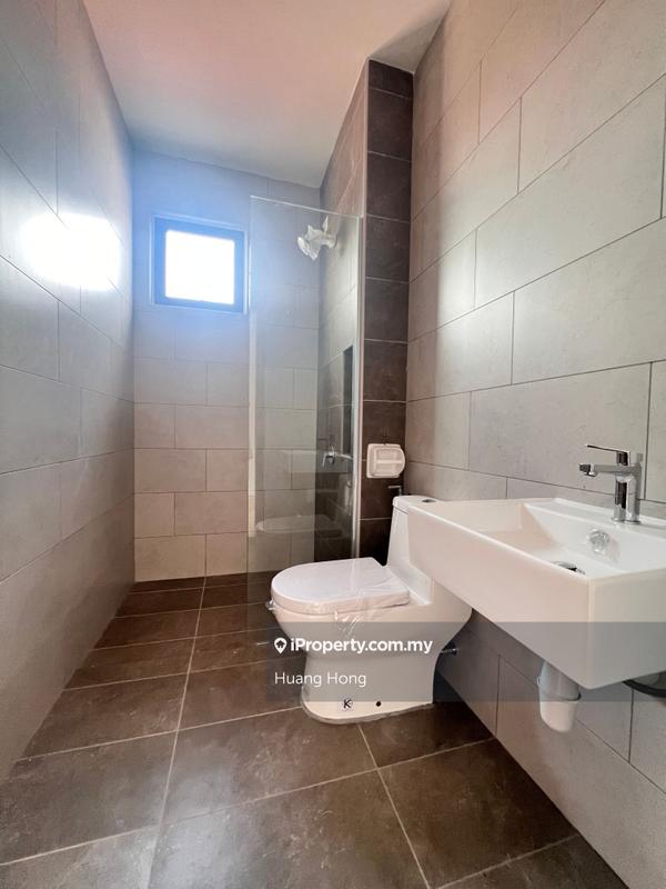 Rumah Berangkai 2 Tingkat untuk Dijual di Setia Safiro, Cyberjaya oleh Huang Hong - iProperty.com.my