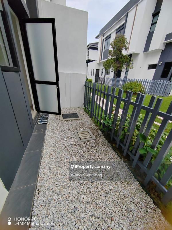 Rumah Berkembar untuk Dijual di Nara Eco Ardence, Setia Alam, Garden Home, Setia Alam oleh Wong Yuan Kong - iProperty.com.my