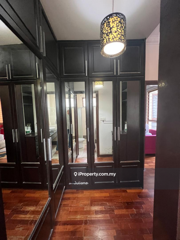 Rumah Berangkai 2 Tingkat untuk Dijual di Bukit Jelutong, Shah Alam oleh Juliana - iProperty.com.my