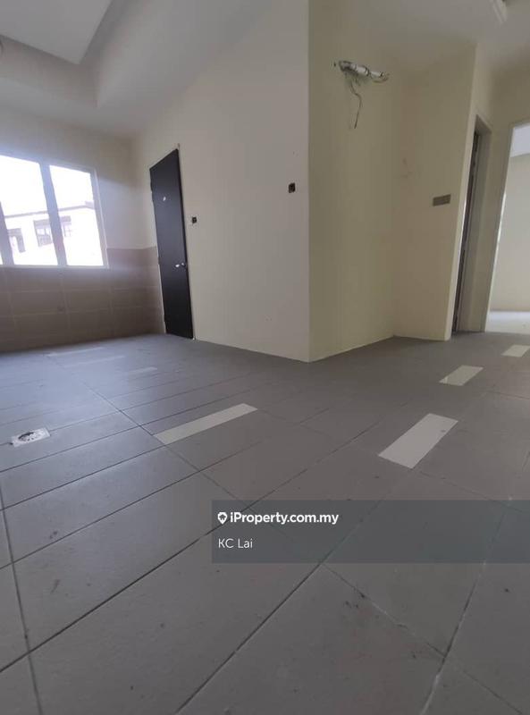Rumah Berkembar untuk Dijual di Beautiful Double Storey Semi D in Seremban Town, Seremban oleh KC Lai - iProperty.com.my