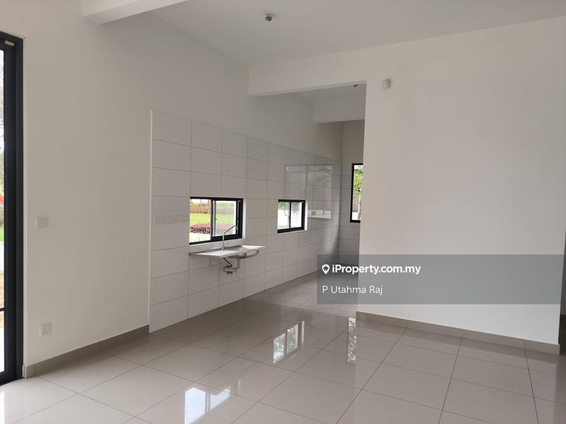3-storey Terraced House for Sale in Telok Panglima Garang, Selangor by P Utahma Raj - iProperty.com.my