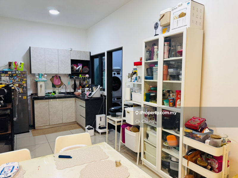 Condominium for Sale in The Henge by Ck Chung - iProperty.com.my
