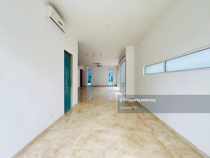 Bungalow House for Sale in Lakefront Villa, Cyberjaya by Joanne Tei - iProperty.com.my