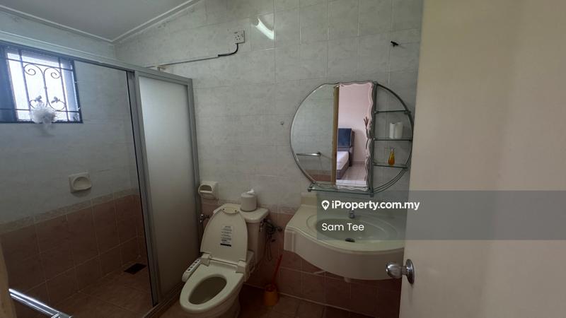 2-storey Terraced House for Rent in Kota Kemuning, Shah Alam by Sam Tee - Bathroom - iProperty.com.my