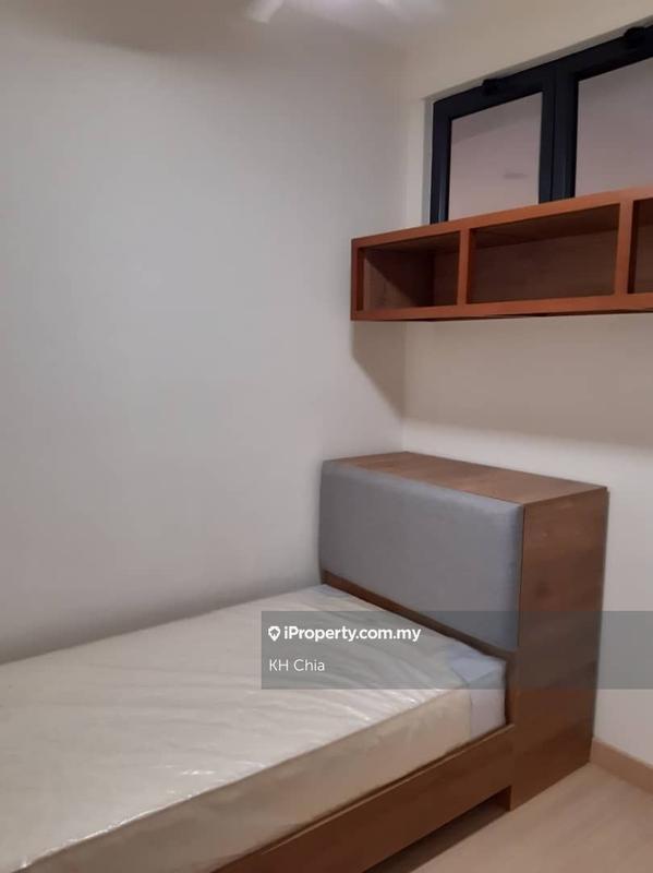 Service Residence for Sale in Timur Bay Seafront Residence by KH Chia - iProperty.com.my