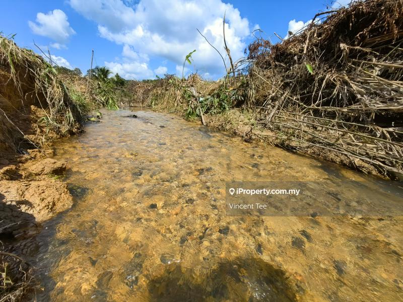 For Sale - 6.23 Acres Freehold Land with Stream Jerkoh Benta Penjom Kuala Lipis