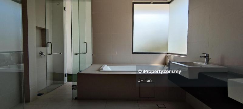 Bungalow House for Sale in Damansara Jaya, Petaling Jaya by JH Tan - iProperty.com.my