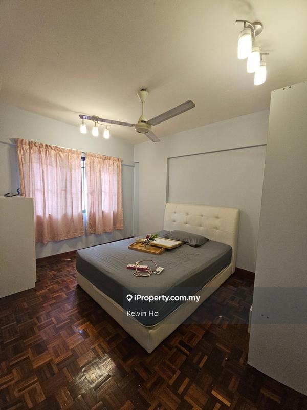 For Rent - Arena Green