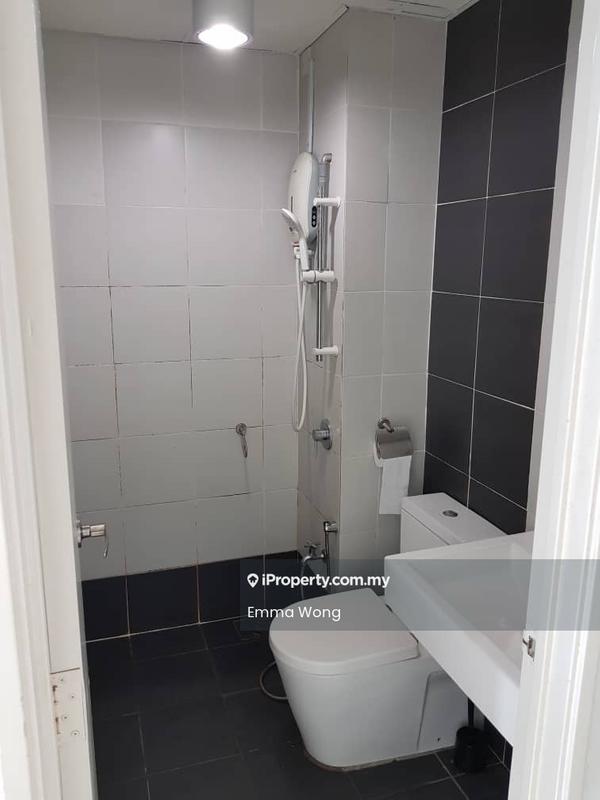 Service Residence for Rent in Centrestage Designer Suite by Emma Wong - Bathroom - iProperty.com.my