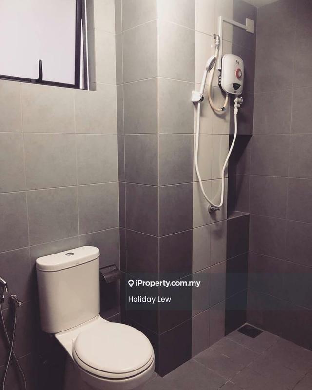 Service Residence for Rent in Astetica Residences by Holiday Lew - Bathroom - iProperty.com.my