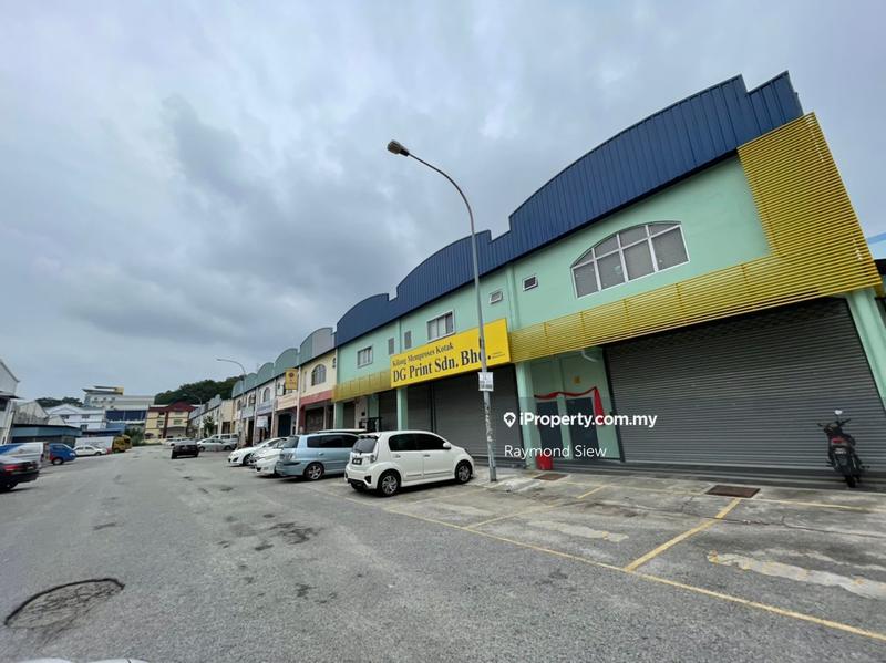 For Sale - KIP Industrial Park Semi D Factory For Sale