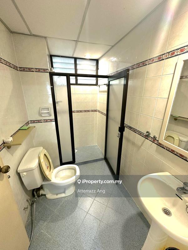 Condominium for Sale in Twin Towers by Atterrazz Ang - iProperty.com.my