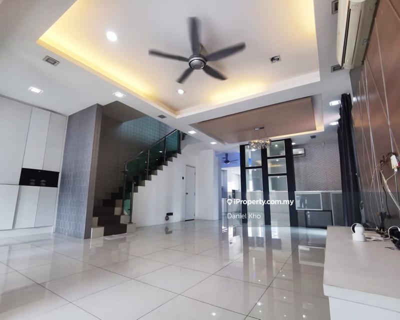 2-storey Terraced House untuk Dijual di Kemuning Utama, Shah Alam oleh Daniel Kho - iProperty.com.my