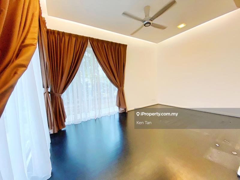 Bungalow House for Sale in Seri Pilmoor, Ara Damansara by Ken Tan - iProperty.com.my