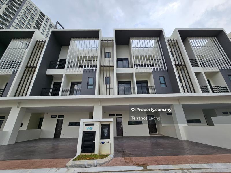 Kondominium untuk Dijual di Alstonia Hilltop Homes @ BRP oleh Terrance Leong - iProperty.com.my