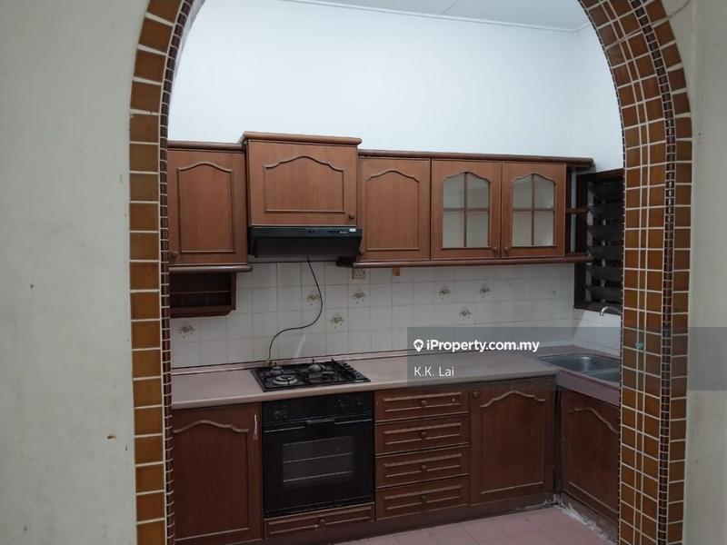 Rumah Teres 1.5-Tingkat untuk Dijual di Bandar Kinrara Seksyen 2, Bandar Kinrara oleh K.K. Lai - iProperty.com.my