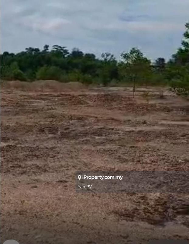 For Rent - [Flat Land] Bandar Baru Salak Tinggi